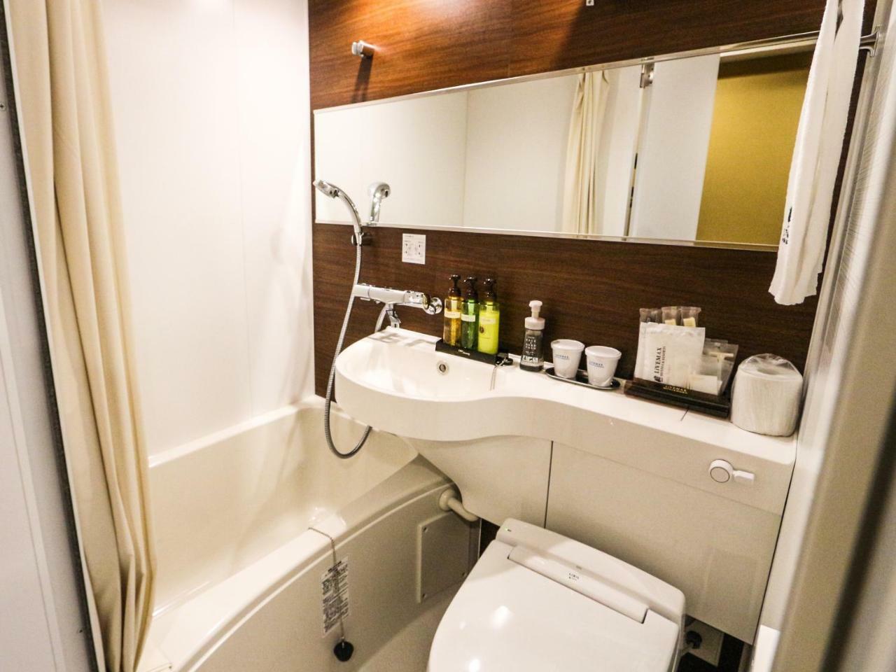 Hotel Livemax Fukuyama Ekimae Exteriör bild